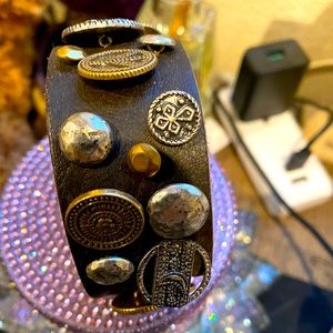 LUCKY BRAND LEATHER BRACELET